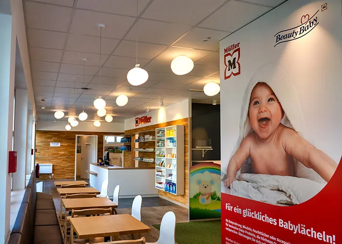 LEGOLAND Baby Service Powered By Müller 04