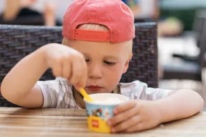 Eis essen im LEGOLAND Deutschland