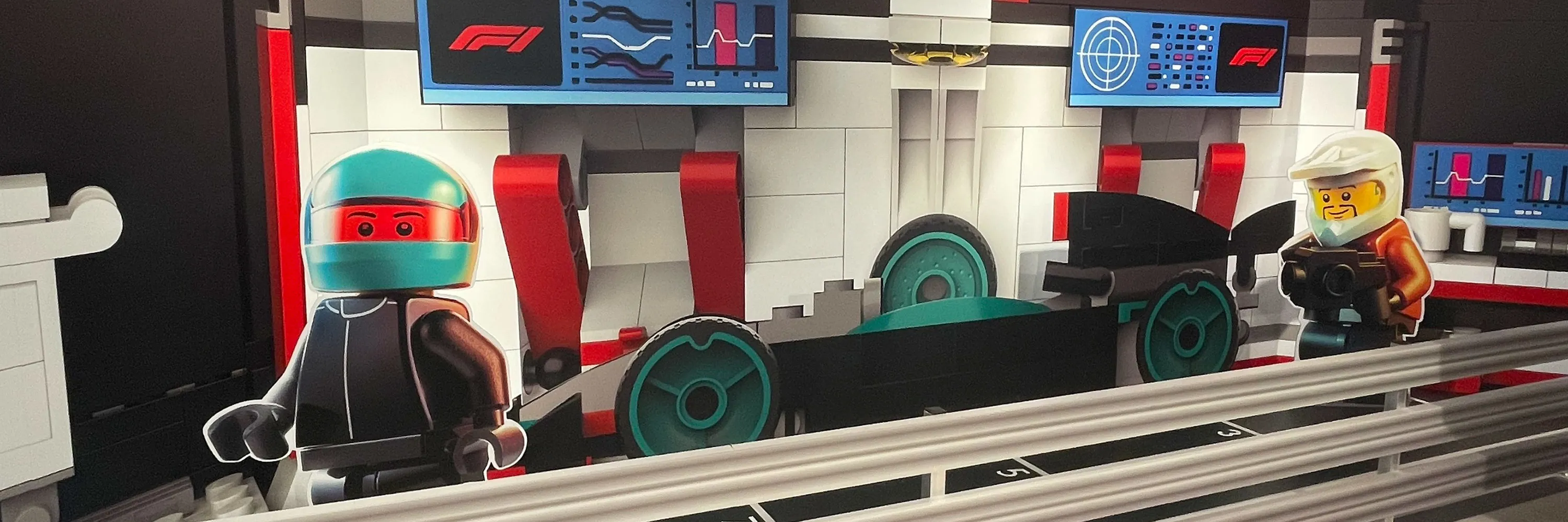 LEGOLAND Race Base Shop