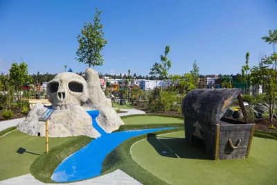 Minigolf course at LEGOLAND Holiday Village Pirate Golf 