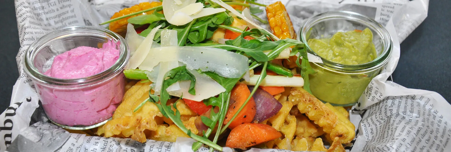 Salatka z frytkami w restauracji LEGOLAND City